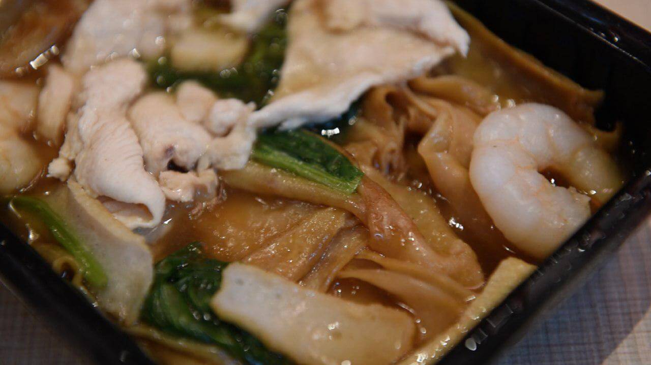 新加坡第一家自動(dòng)販賣機(jī)餐廳
